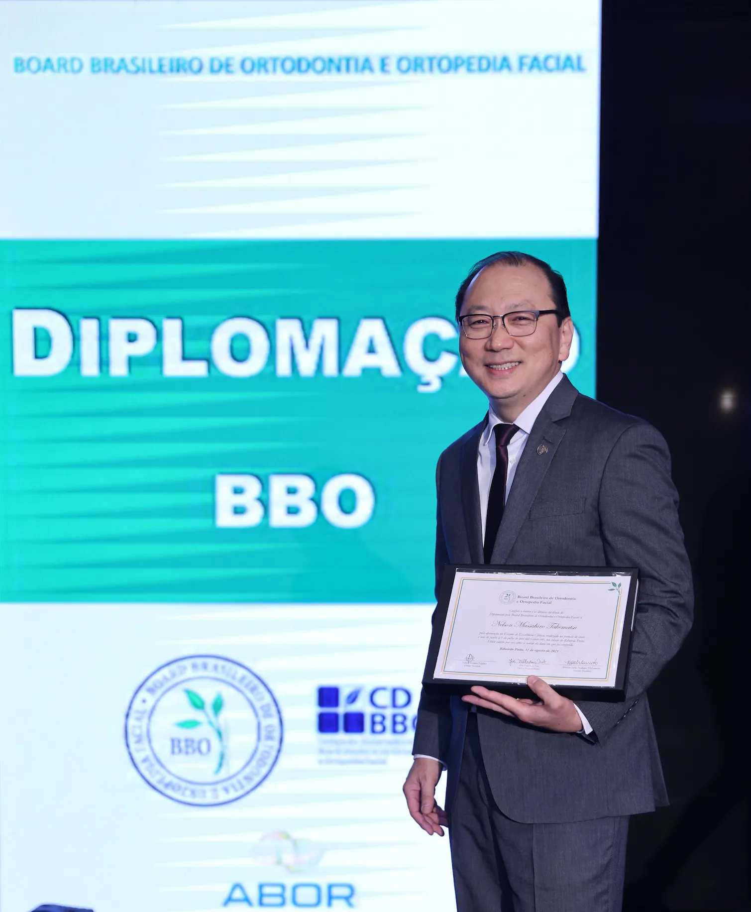 Dr. Nelson na cerimônia de diplomação pelo Board