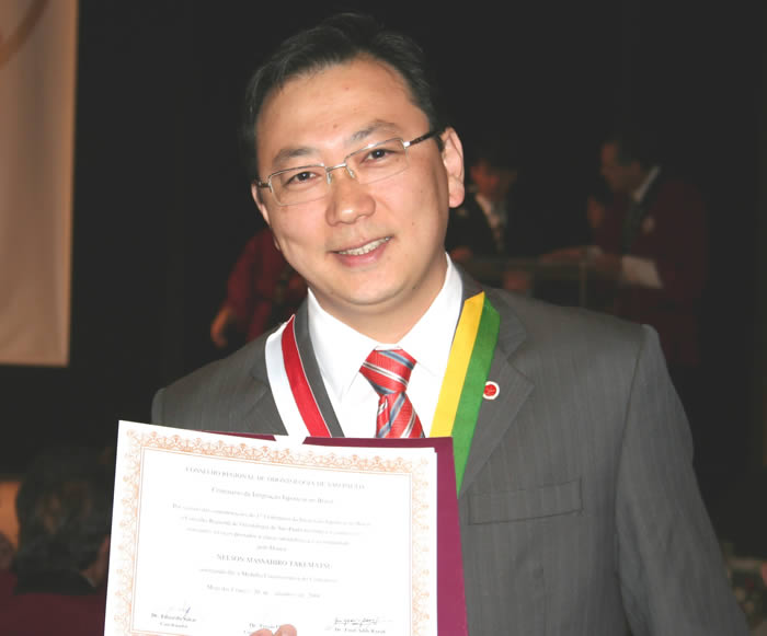 dr-nelson-takematsu-homenagem-medalha-do-conselho-regional-de-odontologia-crosp